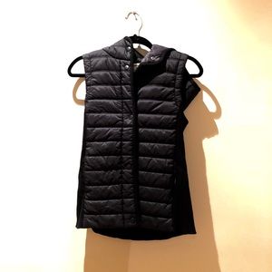 Black Hooded Vest Sz S